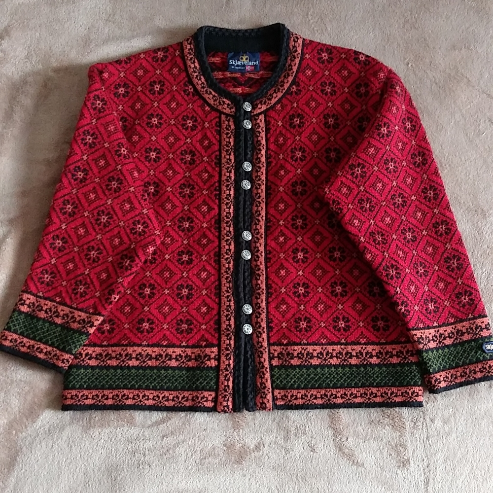 Skjveland of Norway vintage Beautiful new wool jacket.Size S.Used.